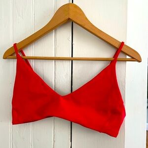 Left on Friday Sunday Top in Sweet chili heat large